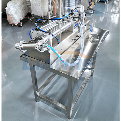 Bens horizontais líquidos semi automáticos da máquina de enchimento 0.6-0.8MPa