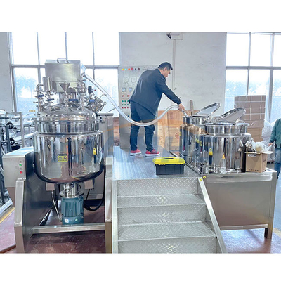 Controle alto cosmético do botão da máquina 300L do misturador do emulsivo da tesoura de SUS316L