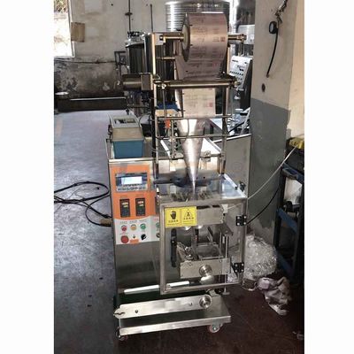 Máquina de enchimento do saquinho de 220V/110V 3.5KW elétrica para o empacotamento de creme